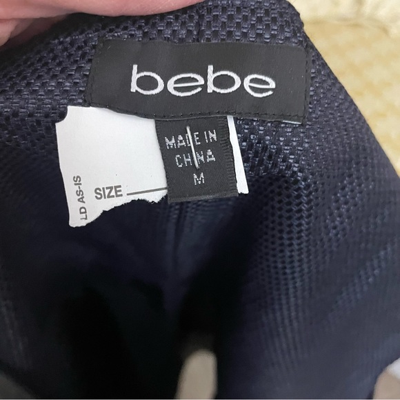 bebe Leather Trim Navy Blue Sleeveless Textured Dress Size M V-Neck Lined Party - Picture 13 of 13